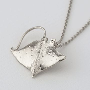 Alex monroe Stingray Necklace in Sterling Silver
