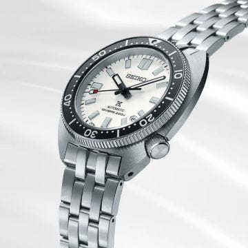 Seiko Turtle Prospex 41mm, White Dial, Automatic Movement, Stainless Steel Case, Stainless Steel Bracelet Watch SPB313J1