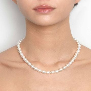 Juvi Vivien Pearl Necklace. Image one