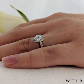 Platinum 0.30ct G VVS2  Pear shape cut Diamond Engagement Ring