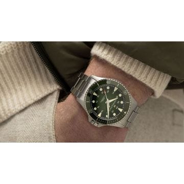 Scuba Auto Khaki Field 43mm, Green Dial, Automatic Movement, Stainless Steel Case, Stainless Steel Bracelet Watch