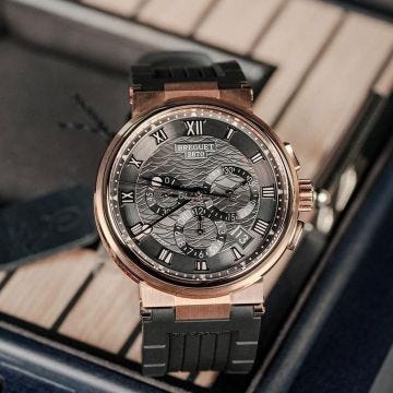 Marine Chronographe 5527 42.3mm, Grey Dial, Automatic Movement, 18k Rose Gold Case, Black Rubber Strap Watch