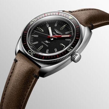 Heritage Ultra-Chron 43mm Black Dial Automatic Leather Strap Watch