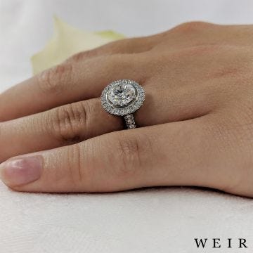 Platinum 1.50ct G VS2  Round brilliant cut Diamond Engagement Ring
