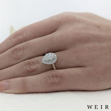 18k yellow gold 0.50ct E SI1  Pear shape cut Diamond Engagement Ring