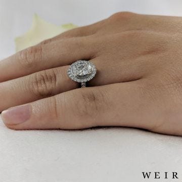 Platinum 0.70ct F VS2  Oval cut Diamond Engagement Ring