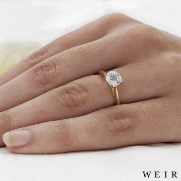 18k yellow gold Lab Grown 1.50ct E VS1  Round brilliant cut Lab Grown Diamond Dress Ring