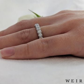 Platinum Round brilliant cut diamond line band