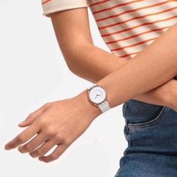White Classiness 34mm White Dial Quartz Silicone Strap Watch