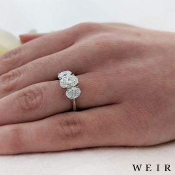 Platinum Lab Grown 1.50ct E VS1  Oval cut Lab Grown Diamond Dress Ring