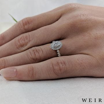 18k yellow gold 0.30ct G VS1  Oval cut Diamond Engagement Ring