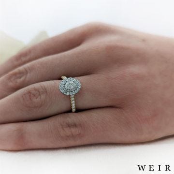 18k yellow gold 0.32ct G VS2  Oval cut Diamond Engagement Ring