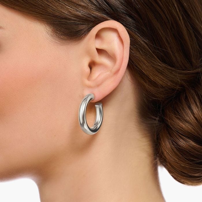Medium Thick Classic Hoops