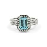 18k White Gold 1.51ct Aquamarine & Diamond Dress Ring