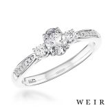 Platinum 0.34ct F SI1  Oval cut Diamond Engagement Ring