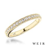 18k yellow gold Round brilliant cut diamond line band
