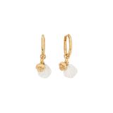 
Chlobo Dream Waves White Shell 18K Yellow Gold Plated Oval Hoop Earrings GEH35153541, featuring luminous white shell charms on radiant gold plated oval hoops inspired by oceanic calm.
